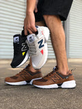 TÊNIS NEW BALANCE 574 V2